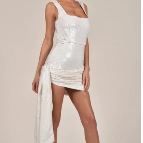 White sequined dress - Picture 3 of 3